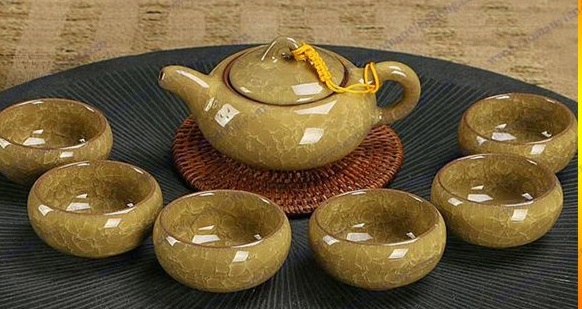 BỘ ẤM CHÉN GỐM SỨ BÁT TRANG