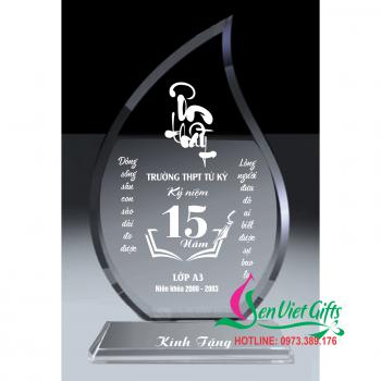 Cúp lưu niệm - Quà tặng họp lớp 47