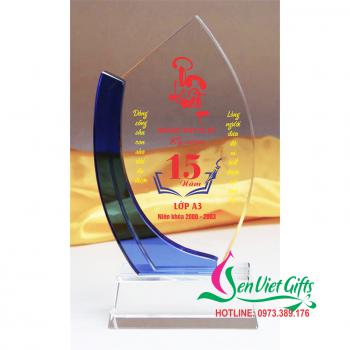 Cúp lưu niệm - Quà tặng họp lớp 48