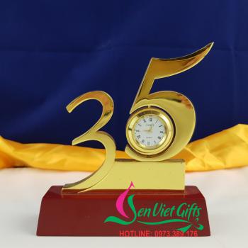Bộ số kỷ niệm 35 năm mạ vàng