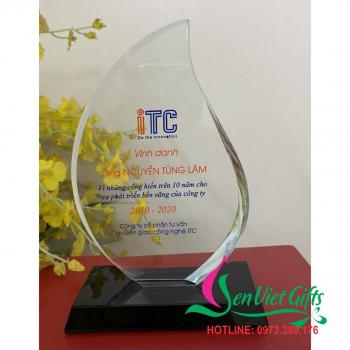 Kỷ niệm chương pha lê 54