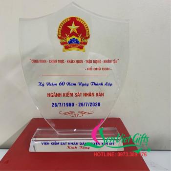 Kỷ niệm chương pha lê hình khiên