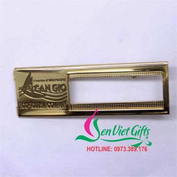 Thẻ tên nhân viên 08