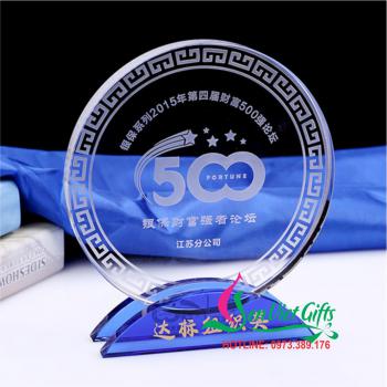 Biểu trưng pha lê 144
