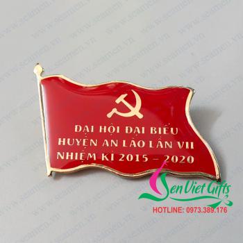 Huy Hiệu Cờ Đảng 01