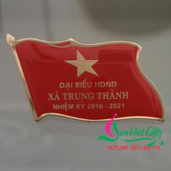 Huy Hiệu Cờ Đảng 04