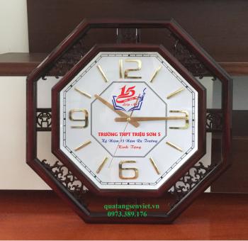 Đồng hồ treo tường họp lớp M01