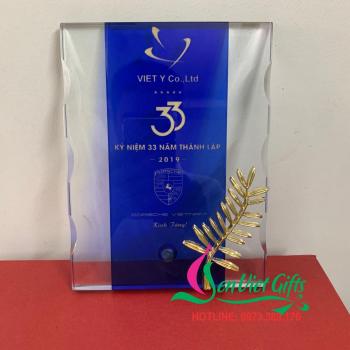 Kỷ niệm chương pha lê cành cọ vàng
