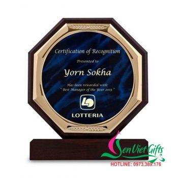 Bảng vinh danh hình bát giác 58