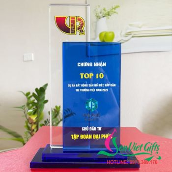 Kỷ niệm chương pha lê M21
