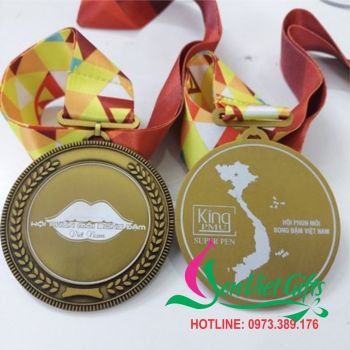Huy chương đặt theo yêu cầu M3