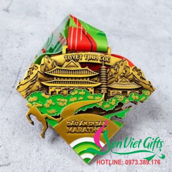 Huy chương đặt theo yêu cầu M5