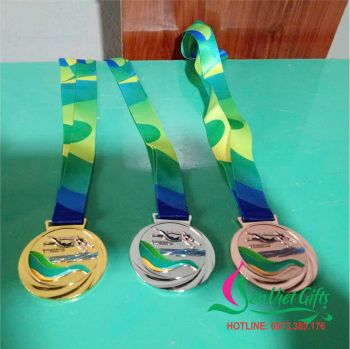 Huy chương giải bơi